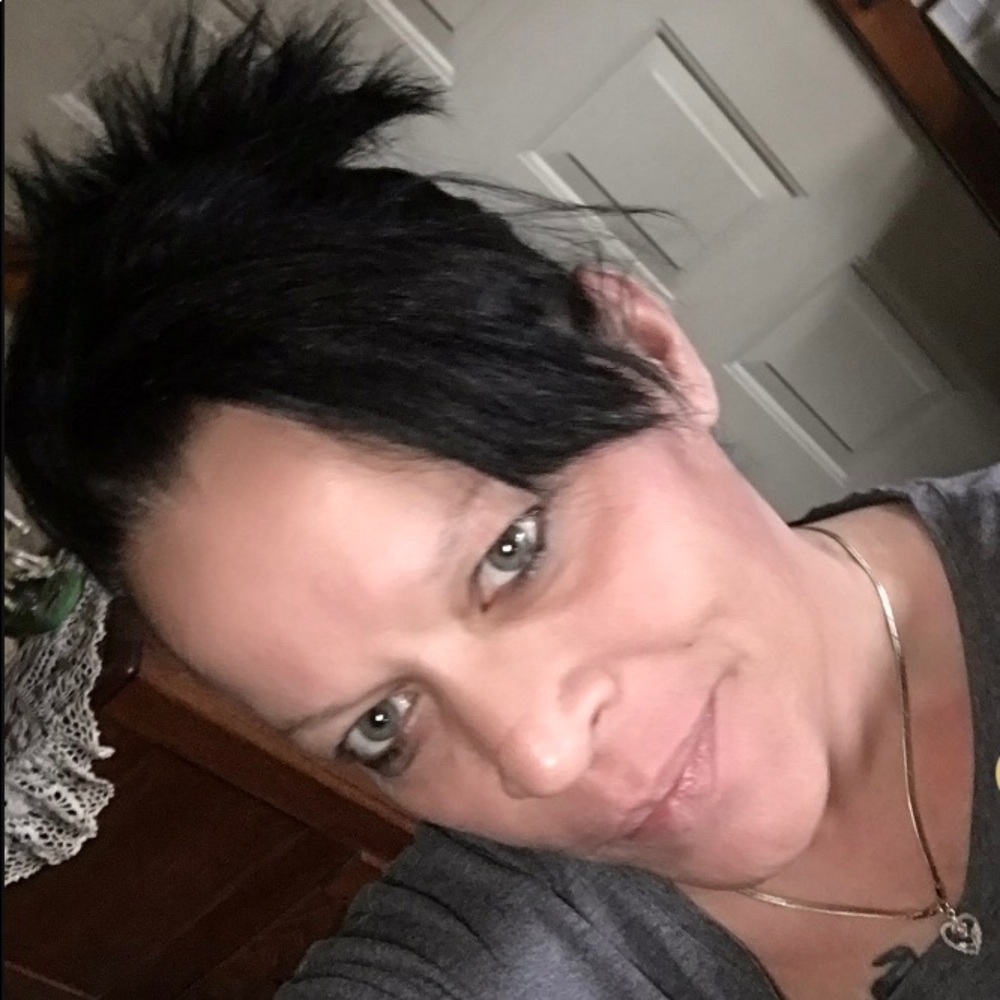 Meet your Posher, Linda